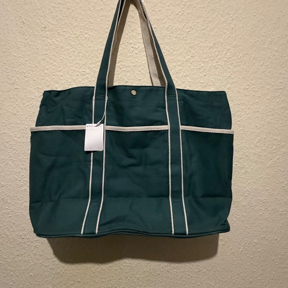 Lululemon Tote Bag - Picture 3 of 11